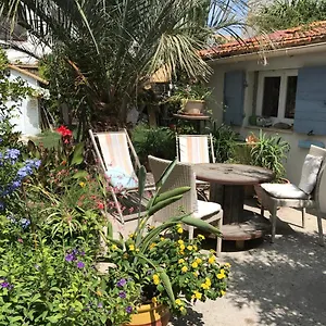 Cabanon De Camille Couette-café